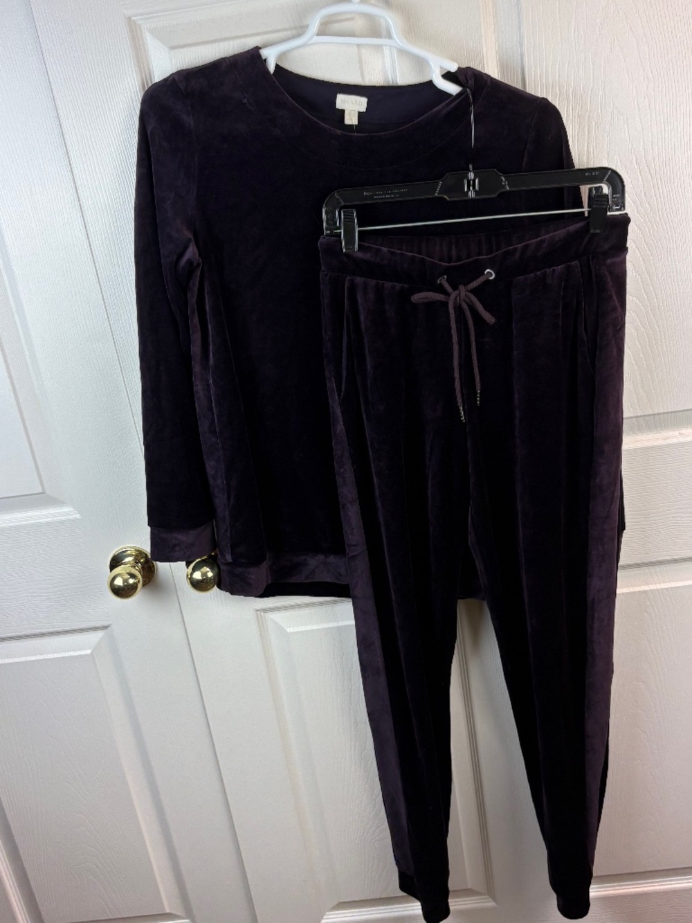 Hanro Favourite Velour Pajama Set